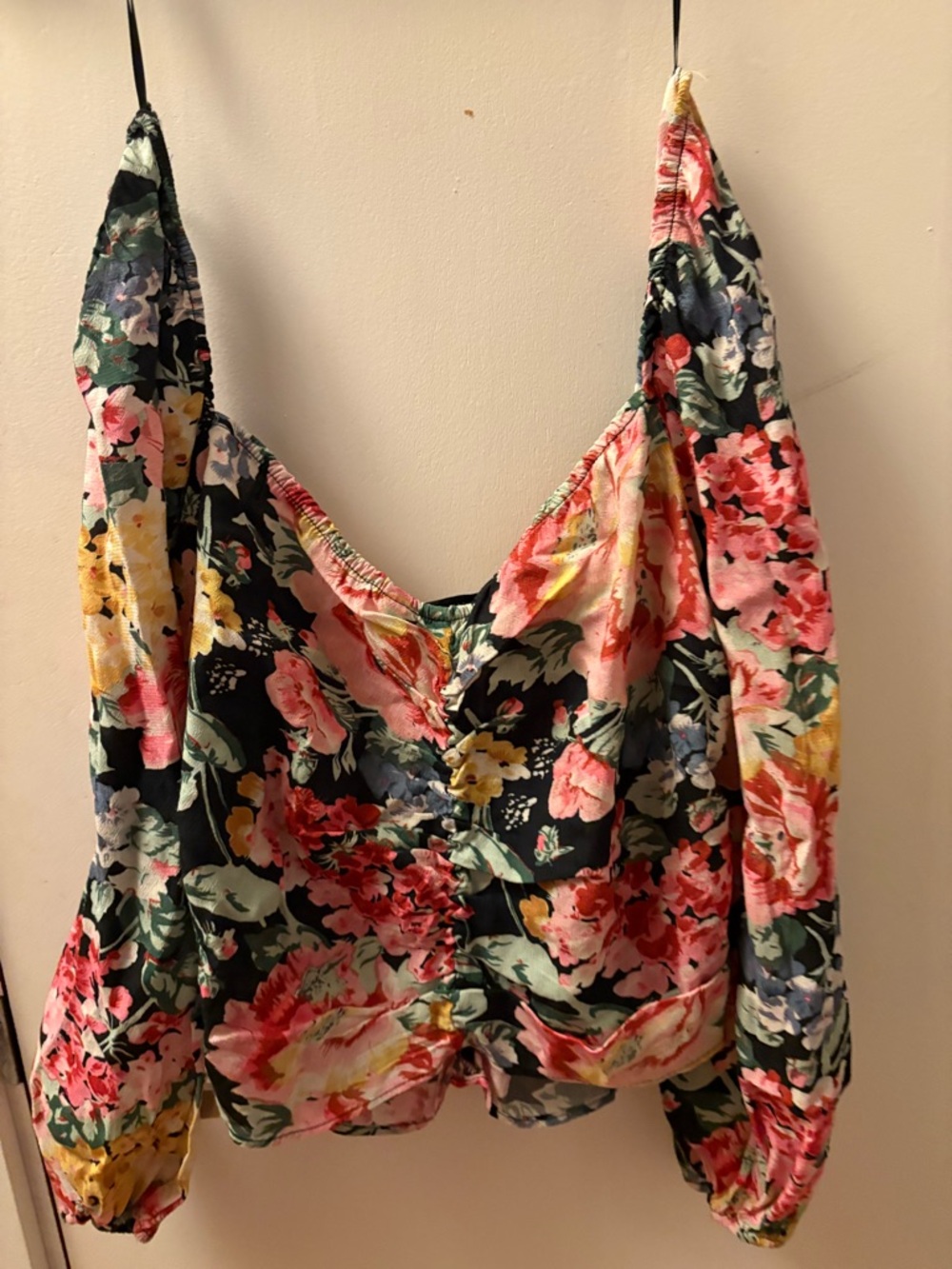 Zara Crop Top - Picture 2 of 2